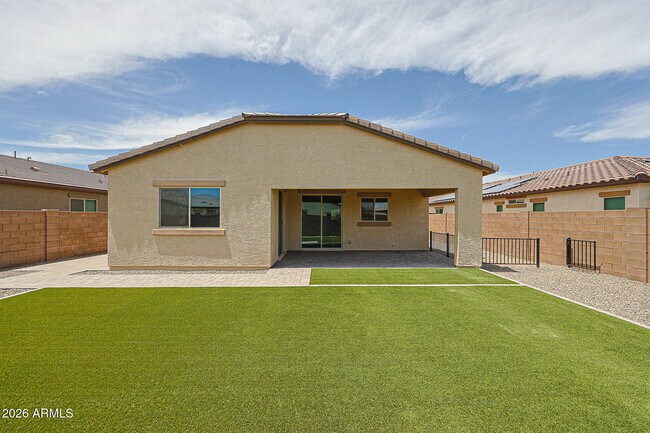 Building Photo - 17435 W Laurie Ln