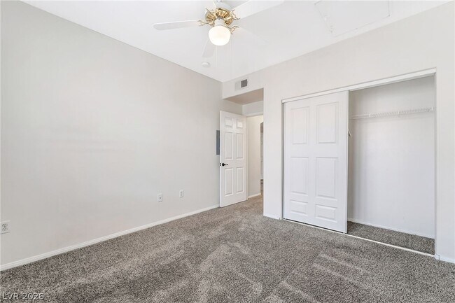 Building Photo - 8555 W Russell Rd