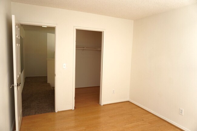 Building Photo - 23848 Bouquet Canyon Pl
