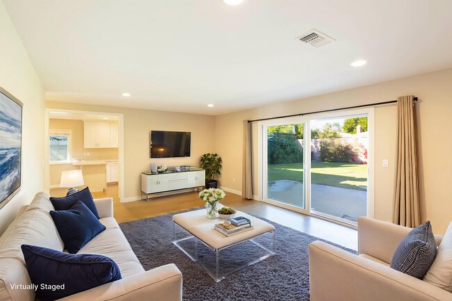 Building Photo - Remodeled 3-bedroom, 1-bath, Single-Level Home Located in a Quiet Neighborhood.