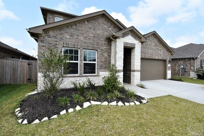 Building Photo - 10012 Deussen Ln