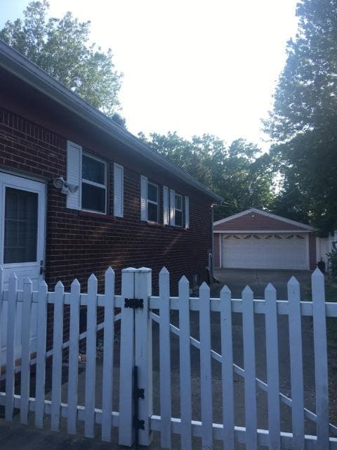 Building Photo - 12526 Hipp St