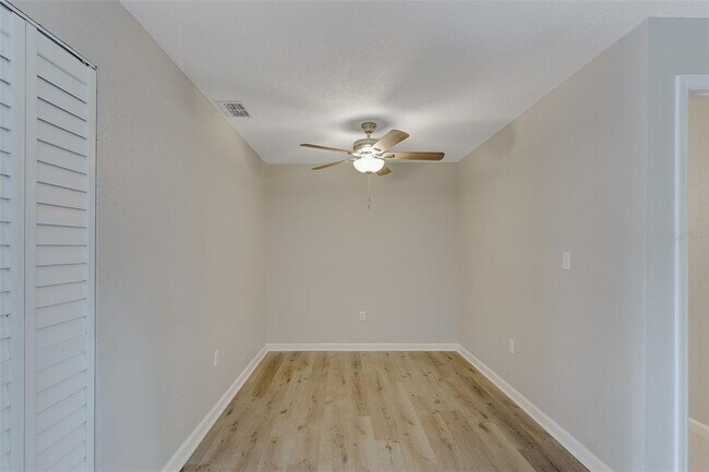 Building Photo - 12293 Sailwinds Dr