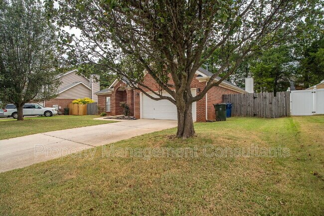 Building Photo - 216 Horseshoe Bend N