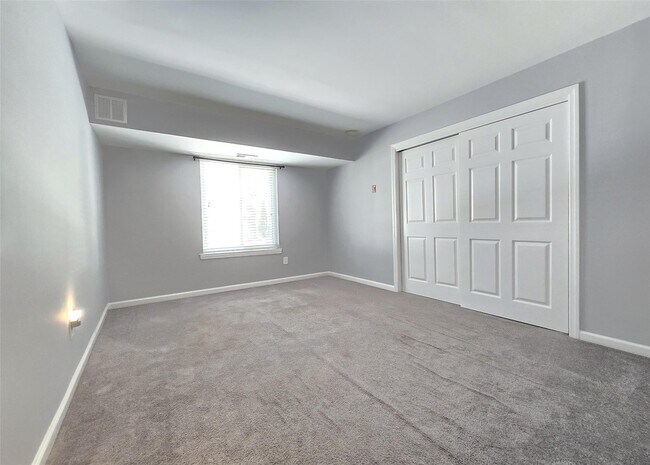 Building Photo - 23 Kiowa Ct