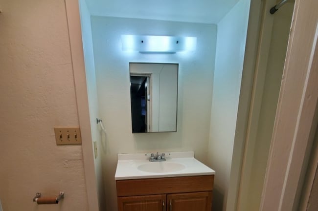 Building Photo - 1801 7th Ave