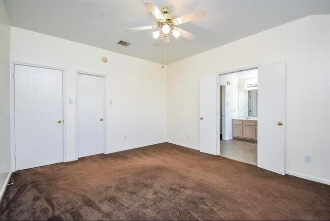 Building Photo - 20802 Oak Rain Ct