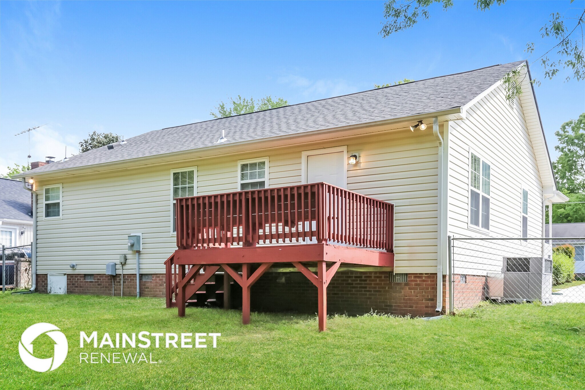 Building Photo - 412 Kirkland St