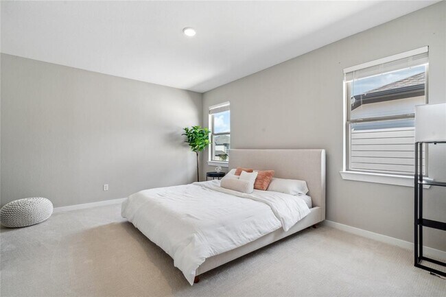 Building Photo - 21323 Blue Wood Aster Ct