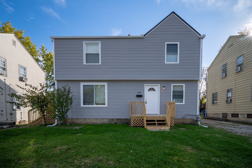 Primary Photo - 1747 E Frankfort St