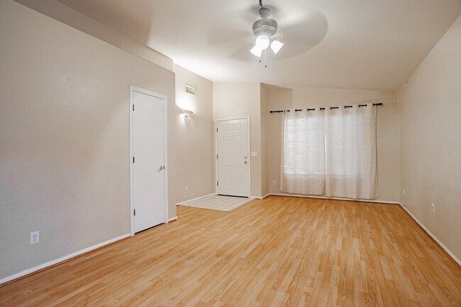 Building Photo - 6590 Tuzigoot Way