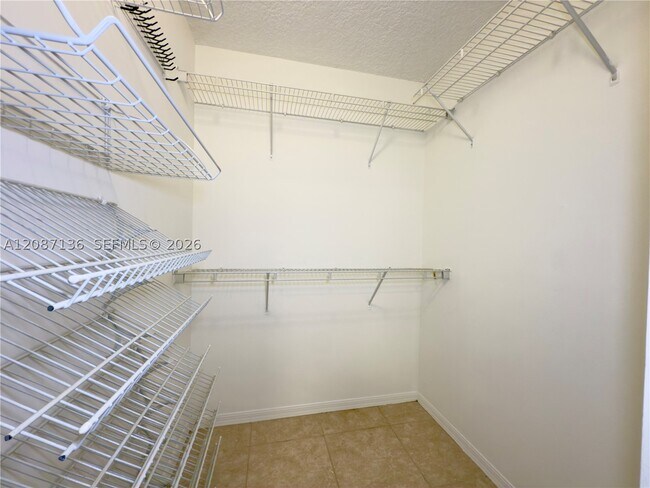 Building Photo - 6520 NW 114th Ave