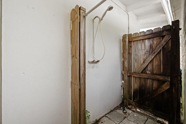 Building Photo - 2512 Sugar Loaf Ln