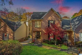 Building Photo - 3036 Old Stone Dr