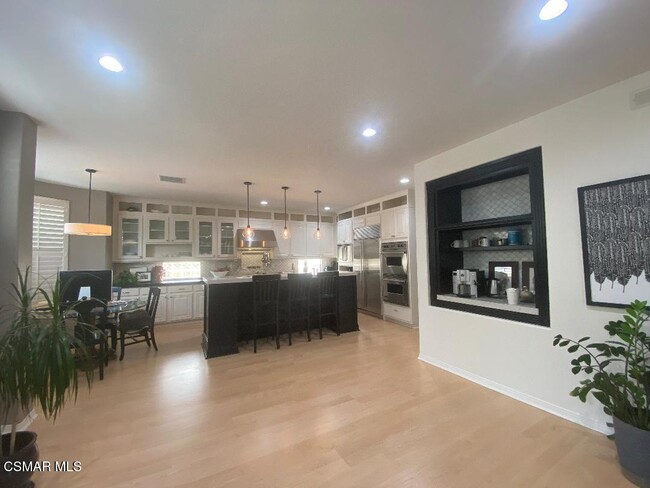 Building Photo - 3082 Eaglewood Ave