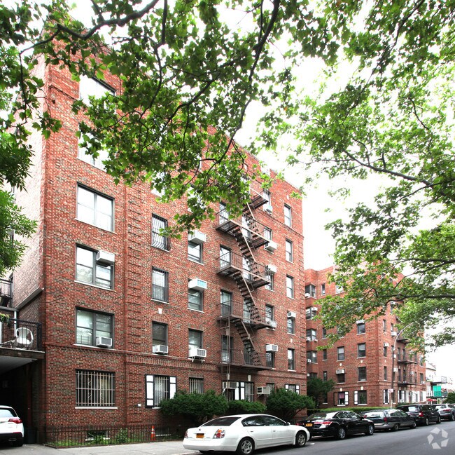 Building Photo - 1245 50th St