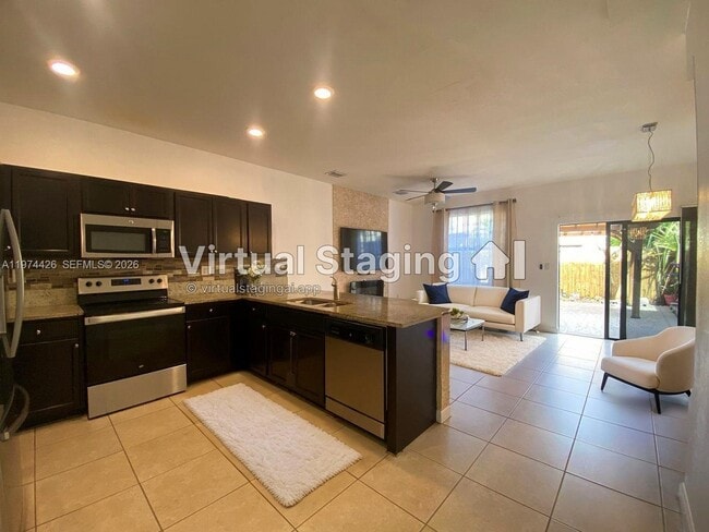 Building Photo - 11543 SW 248th Ln