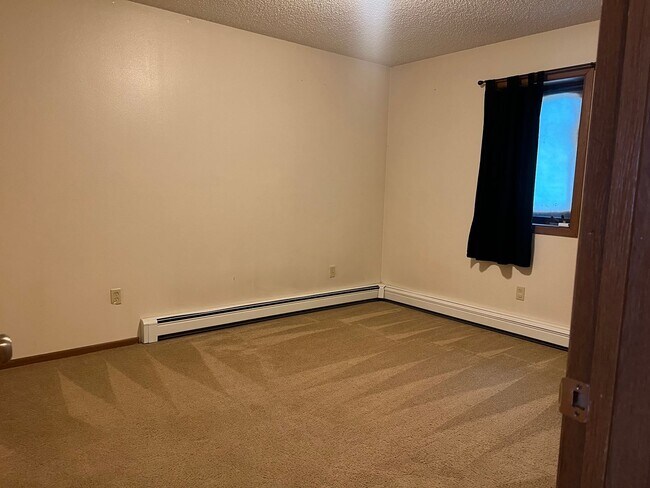 Building Photo - 534 Ouida Way
