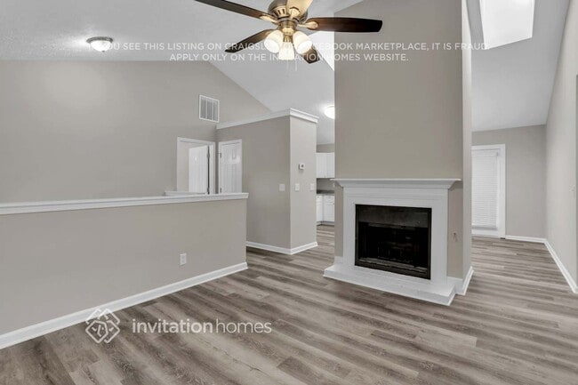 Building Photo - 6017 Happy Trails Ct