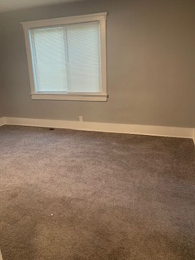 Building Photo - Welcome Home!