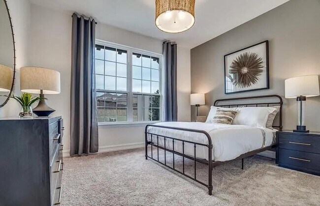 Building Photo - 3620 Thunian Pass