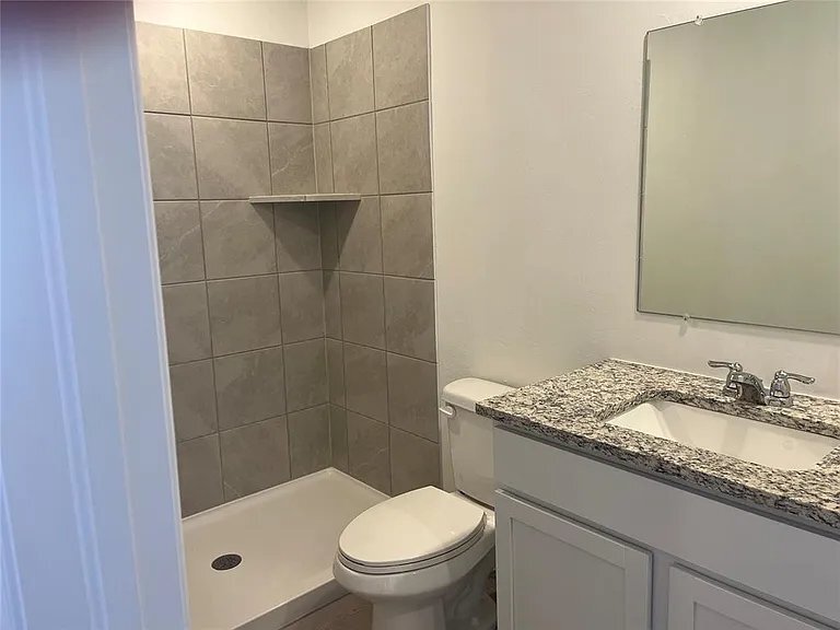 Building Photo - 2227 Wolford Wy