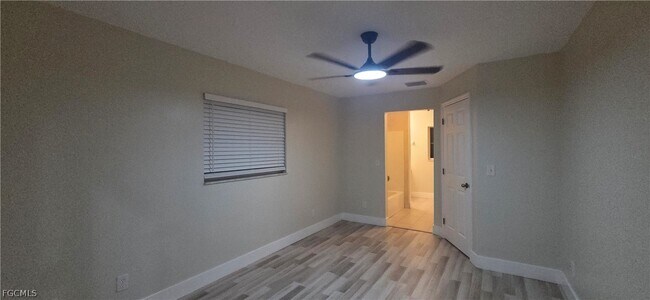 Building Photo - 1019 SE 12th Terrace