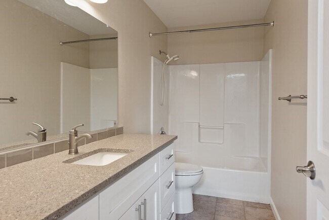 Building Photo - 207 79th Pl SW