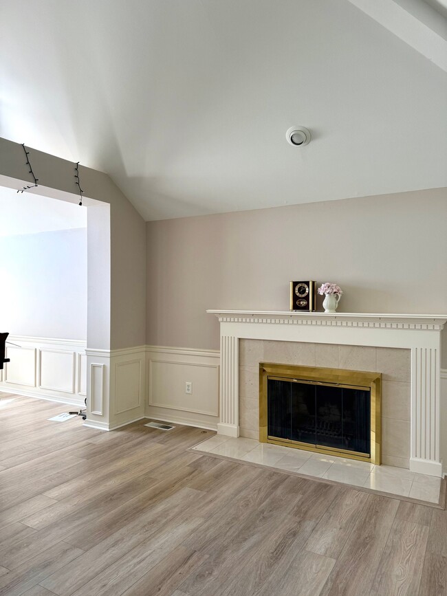 Building Photo - 2831 Hawkstone Ct
