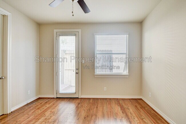 Building Photo - 2731 Sherwin St