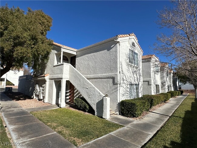 Primary Photo - 1800 S Edmond St