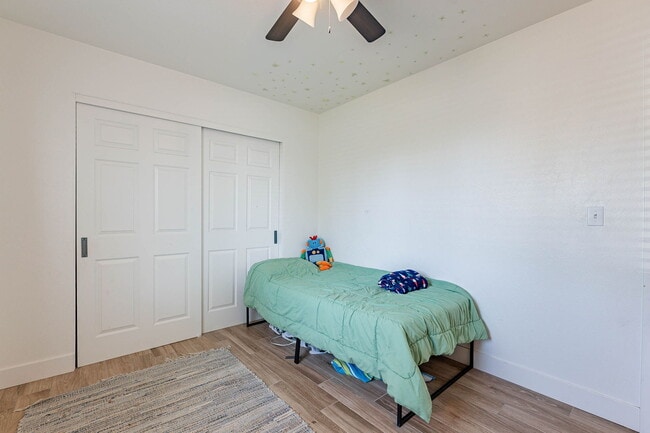 Building Photo - 651 E Kael Cir