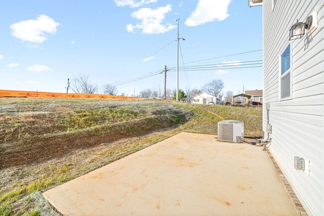 Building Photo - 919 Martin St