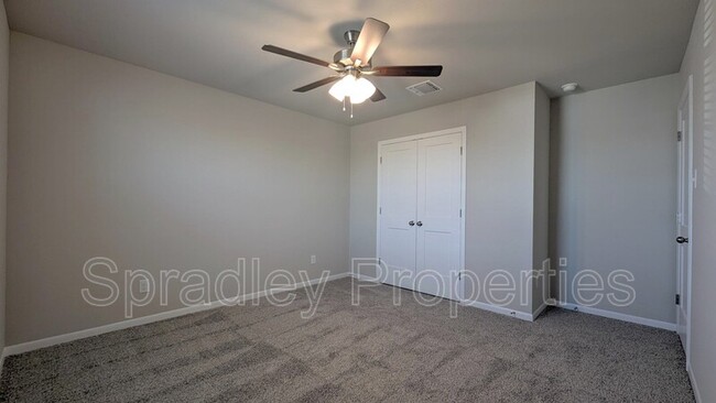 Building Photo - 2716 Fox River Dr