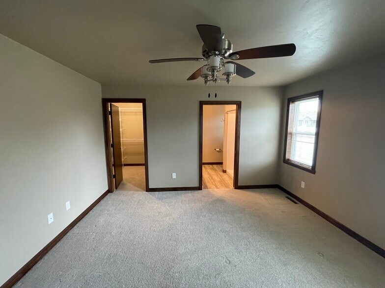 MASTER BED-BATH - 629 Diversity Dr