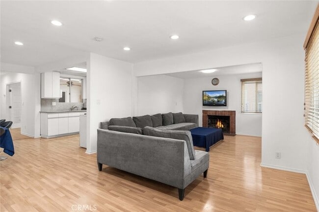 Building Photo - 12329 Burton St