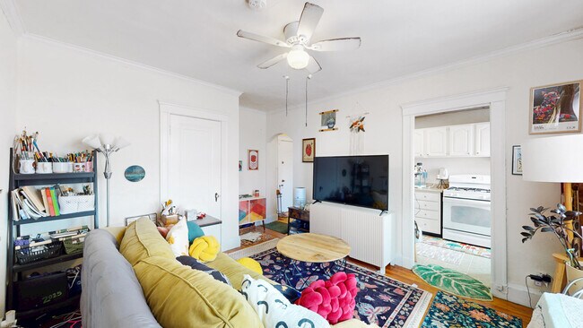 Building Photo - 15 Governors Ave