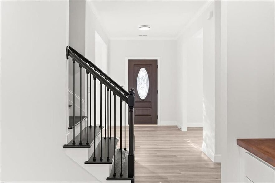 Building Photo - 2895 Jones Mill Rd