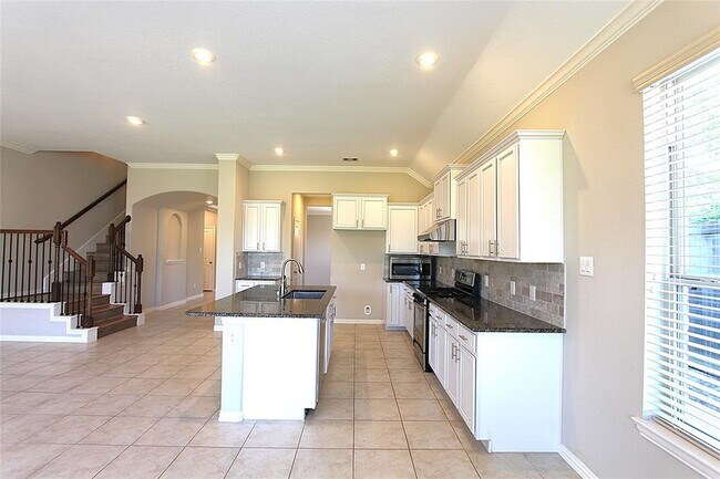 Building Photo - 19218 Presa Canyon Dr