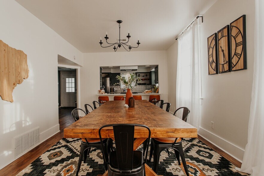 Building Photo - 3728 Homan Ave