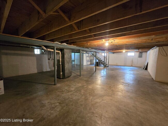Building Photo - 9313 Le Beau Ct