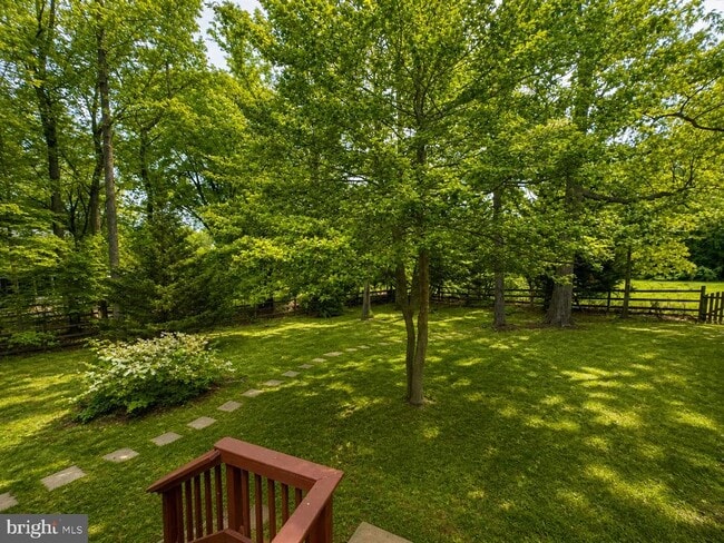Building Photo - 2819 Otsego Dr