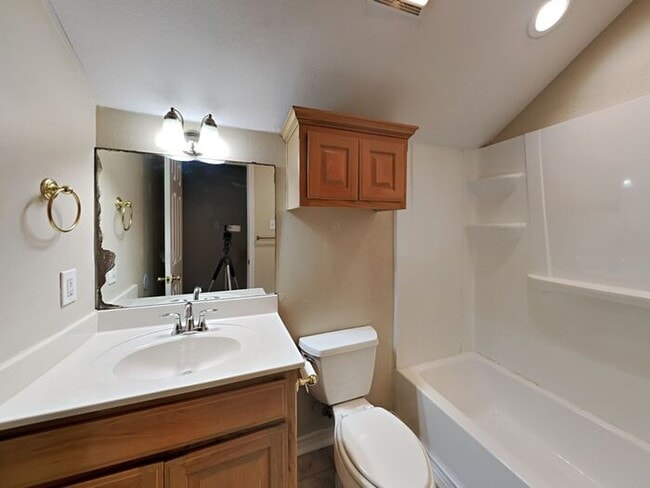 Building Photo - No Application Fee*