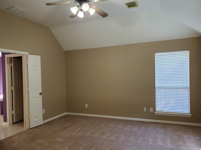 Building Photo - 3514 Apple Glove Dr