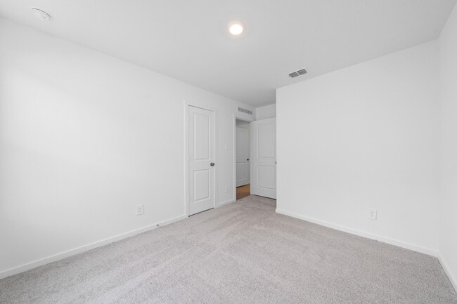 Building Photo - 3436 Rover Rd