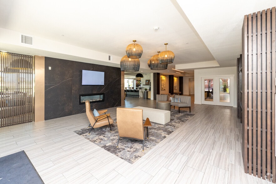 Lobby - Elevation at County Line Station