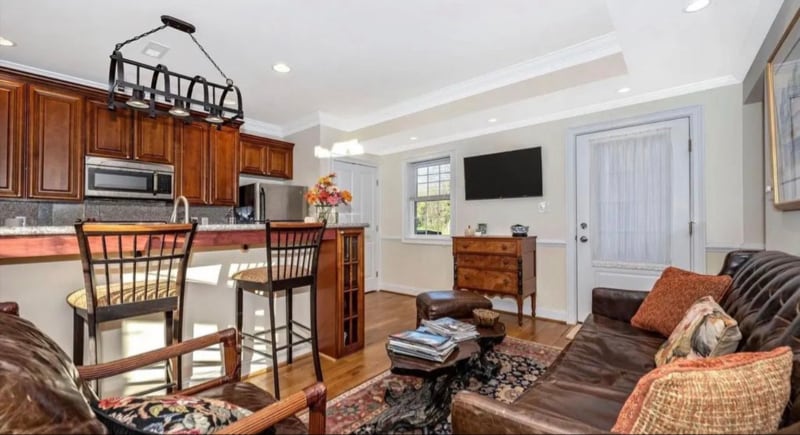 Building Photo - 16628 National Pike