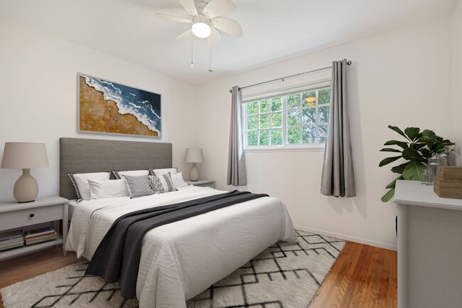 Building Photo - Charming 3-Bed, 2-Bath Home for Rent in Go...