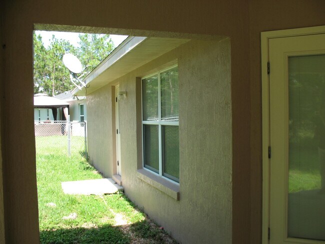 Building Photo - 13256 SW 79th Cir
