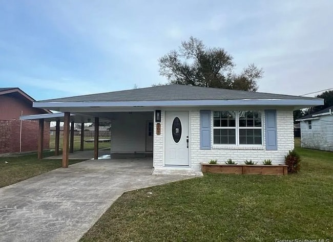 Building Photo - 207 S Bowers Ave